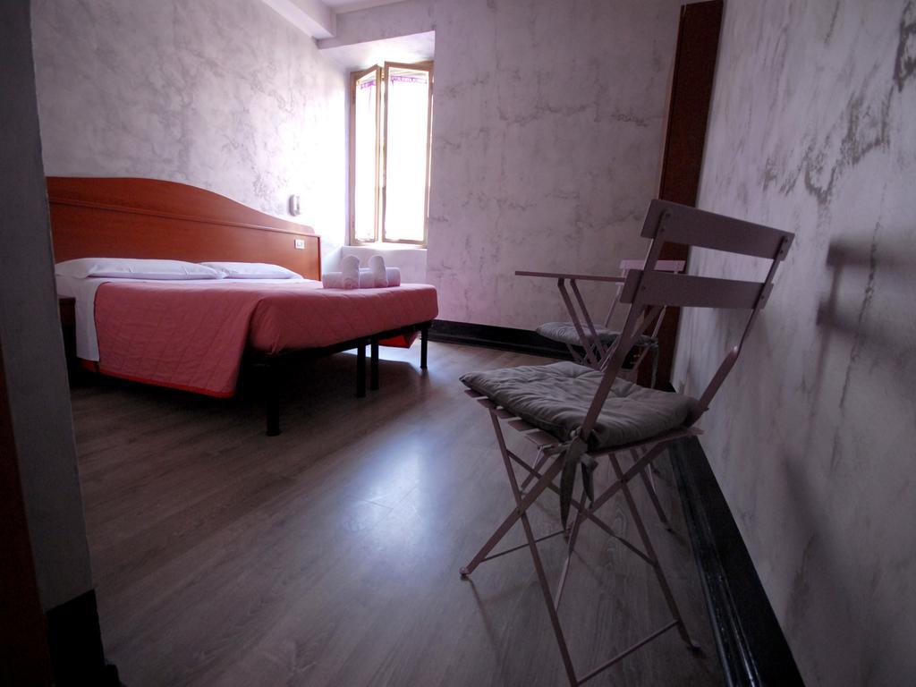 Romadelante Hotel Luaran gambar