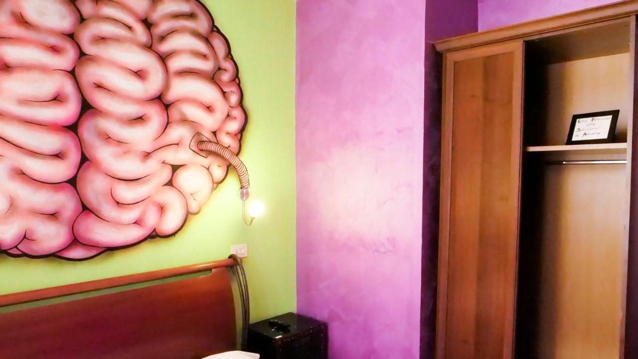 Romadelante Hotel Luaran gambar