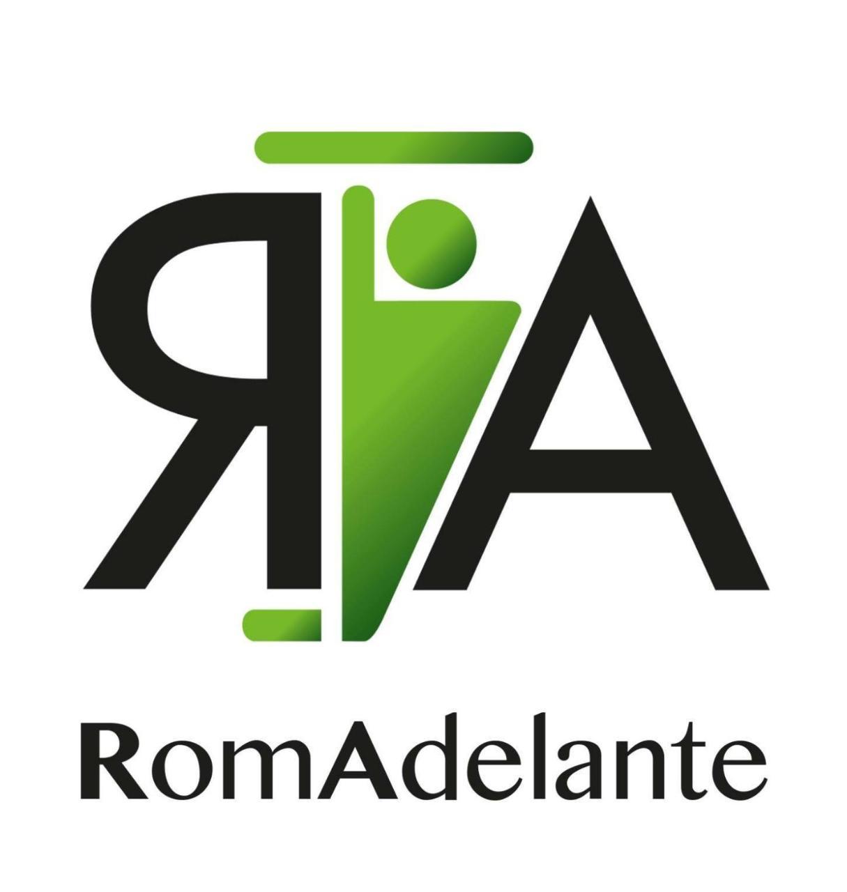Romadelante Hotel Luaran gambar